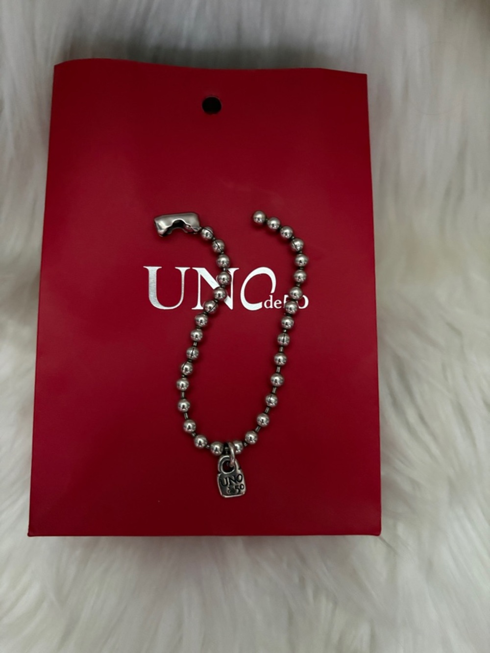 UNO de 50 Shiny Silver Beaded Bracelet with Logo Charm